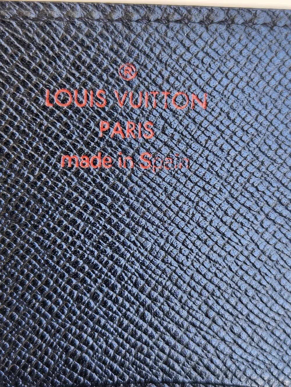 Louis Vuitton Epi Leather Envelope Style Business Card Holder Wallet CA0014